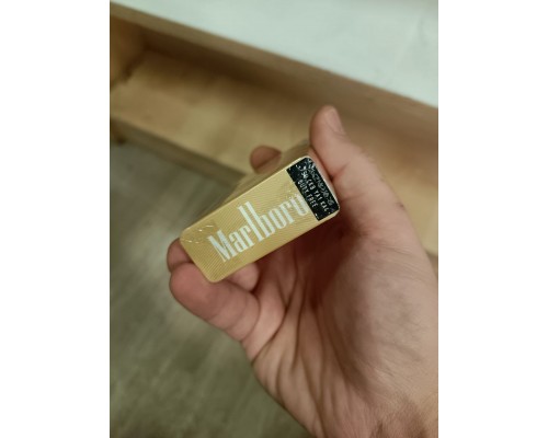 Marlboro Gold Япония (1 пачка) Marlboro Gold Япония (1 пачка)